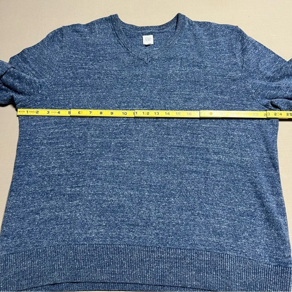 GAP Men’s XL Blue Heather Knit Sweater • Classic Crewneck Pullover